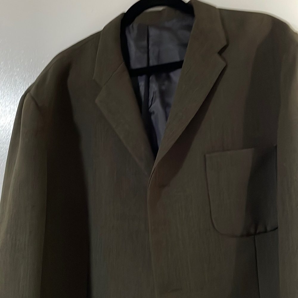 Man suits color is  army green